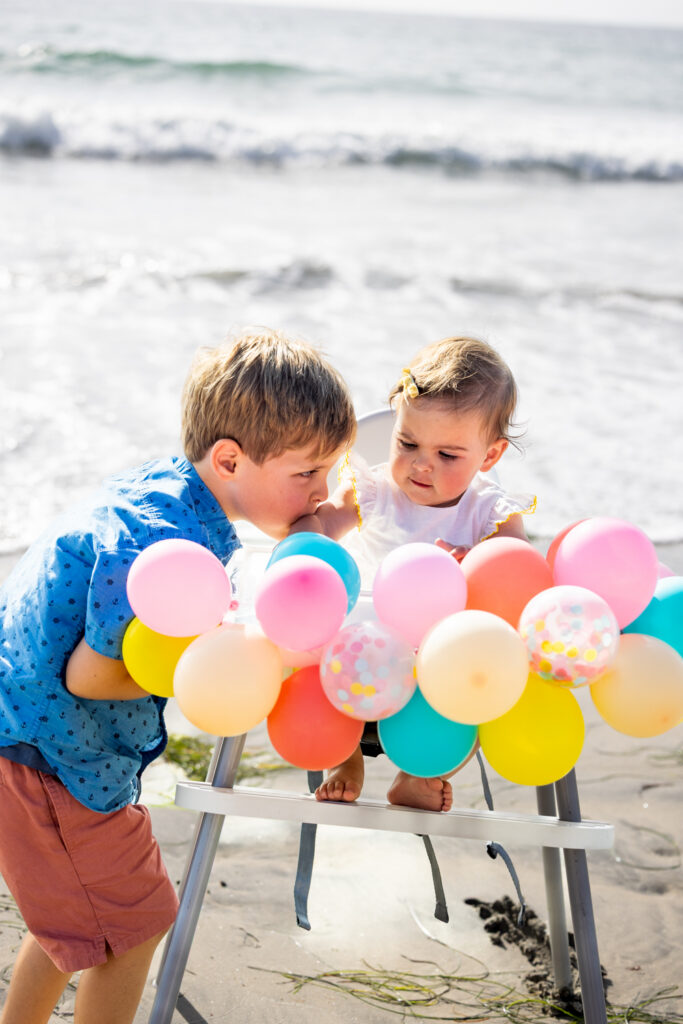 A La Jolla Beach Photographer Captures a First Birthday (No “Photo Shoot” Required) san diego family photographer 3